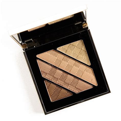 burberry gold shimmer dust|Burberry Gold Shimmer No. 28 Complete Eye Palette Review.